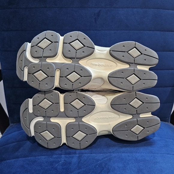 New Balance Unisex 9060 - Picture 7 of 7